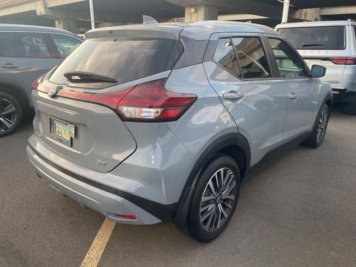 2022 Nissan Kicks SV