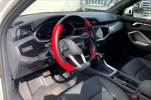 2023 Audi Q3 Premium 45 TFSI S line quattro Tiptronic