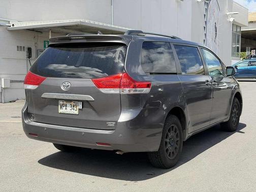2013 Toyota Sienna Limited