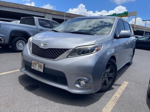 2017 Toyota Sienna SE