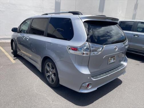 2017 Toyota Sienna SE