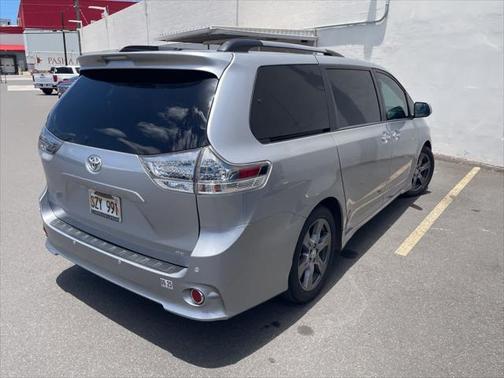2017 Toyota Sienna SE