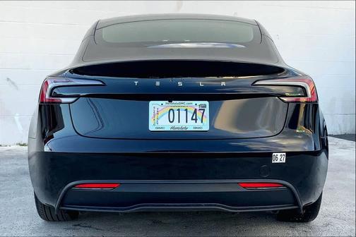 2025 Tesla Model 3 Standard Range
