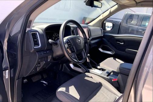 Gun Metallic 2024 Nissan Frontier SV