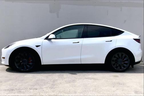 2022 Tesla Model Y Performance Dual Motor All-Wheel Drive