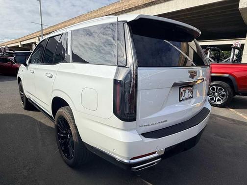 2025 Cadillac Escalade Premium Luxury