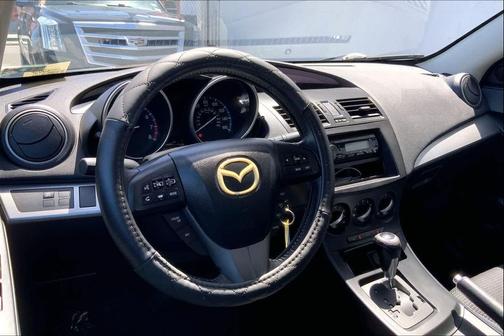 2012 Mazda Mazda3 i Touring