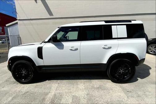 2025 Land Rover Defender 110 P300