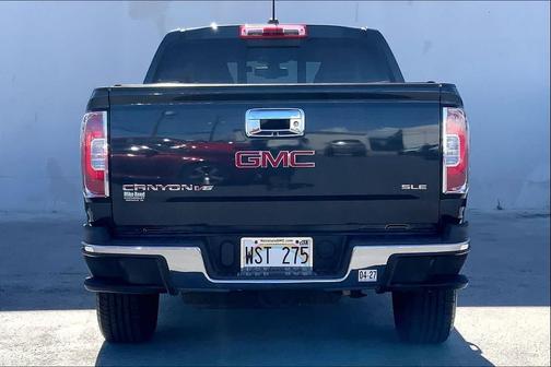 Dark Slate Metallic 2018 GMC Canyon SLE
