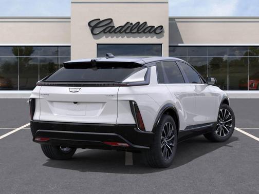 2025 Cadillac LYRIQ Sport