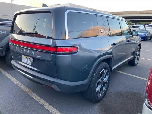 2024 Rivian R1S Adventure Quad Motor Large Pack