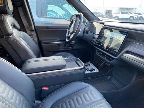 2024 Rivian R1S Adventure Quad Motor Large Pack