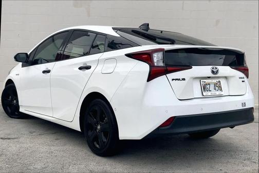 2022 Toyota Prius L