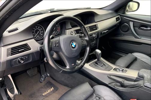 2011 BMW 335 335i
