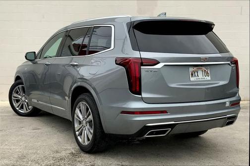 Argent Silver Metallic 2024 Cadillac XT6 Premium Luxury FWD