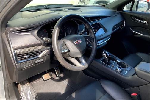 2023 Cadillac XT4 Sport