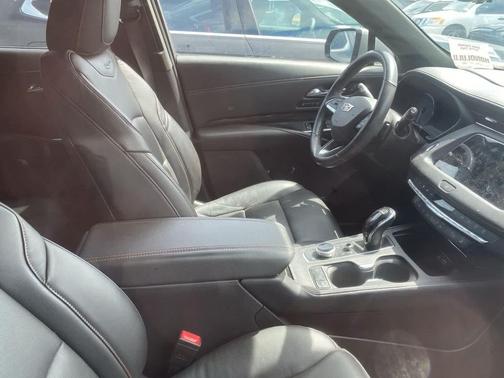 2023 Cadillac XT4 Sport