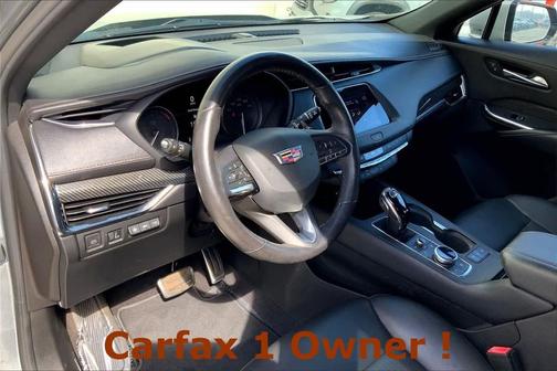 2023 Cadillac XT4 Sport