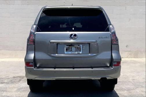 Atomic Silver 2023 Lexus GX 460 Premium