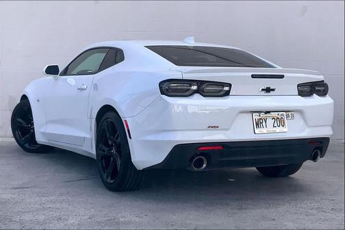 Summit White 2022 Chevrolet Camaro 1LT