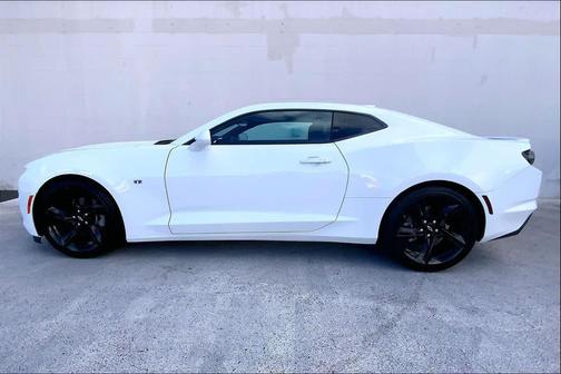 Summit White 2022 Chevrolet Camaro 1LT