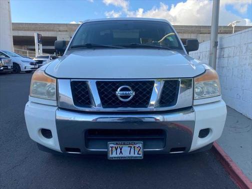 2013 Nissan Titan SV