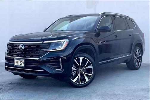 Deep Black Pearl 2024 Volkswagen Atlas 2.0T SEL Premium R-Line 4MOTION