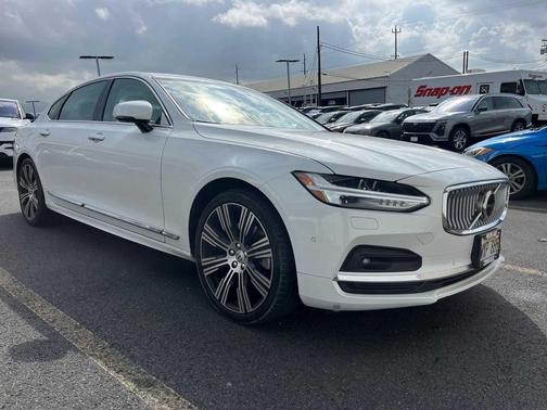 2022 Volvo S90 B6 Inscription