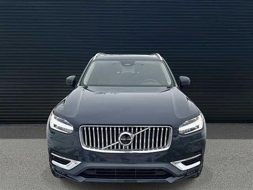 2024 Volvo XC90 Plus