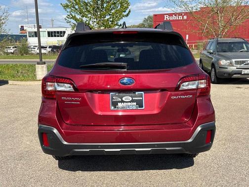Crimson Red Pearl 2019 Subaru Outback 2.5i Limited
