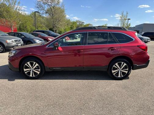 Crimson Red Pearl 2019 Subaru Outback 2.5i Limited