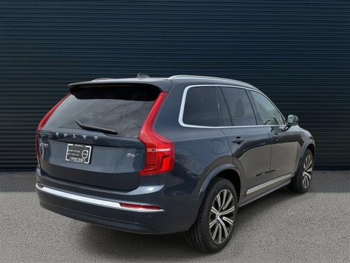 2025 Volvo XC90 B6 Plus 7-Seater