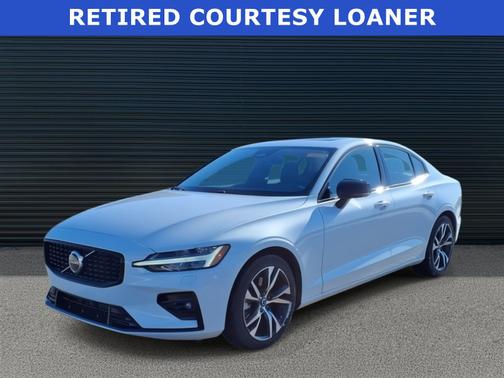 2025 Volvo S60 B5 Core