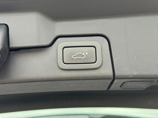 Baltic Blue 2013 Land Rover Range Rover Evoque Pure