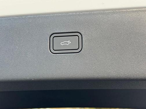 Crystal White Metallic 2026 Volvo EX30 Plus, Single Motor, Fuly electric