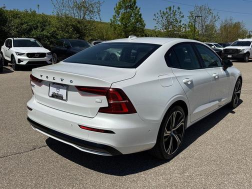 Crystal White 2023 Volvo S60 Recharge Plug-In Hybrid T8 Plus Dark Theme