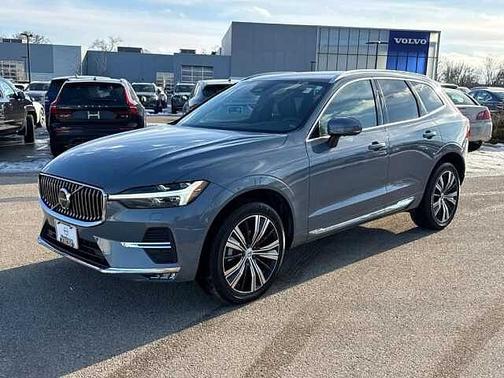 2023 Volvo XC60 Plus