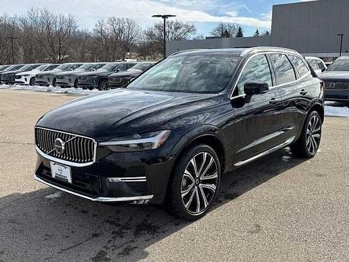 2023 Volvo XC60 B6 AWD Ultimate Bright
