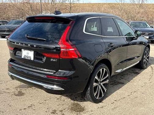 2023 Volvo XC60 B6 AWD Ultimate Bright