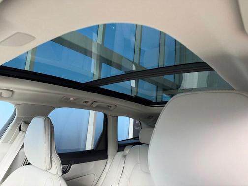 Denim Blue 2027 Volvo XC60 Ultra