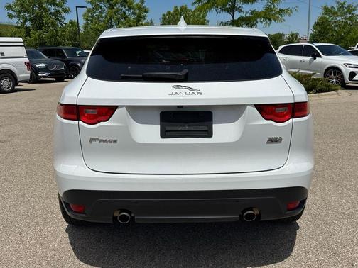 Fuji White 2019 Jaguar F-PACE 25t Premium