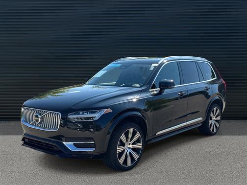 2023 Volvo XC90 Recharge Plug-In Hybrid Ultimate Bright 7-Seater