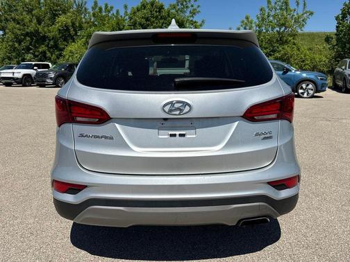 Sparkling Silver 2017 Hyundai Santa Fe Sport 2.4L