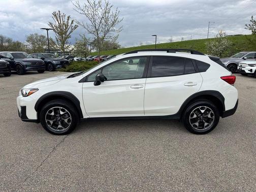 Crystal White Pearl 2020 Subaru Crosstrek Base