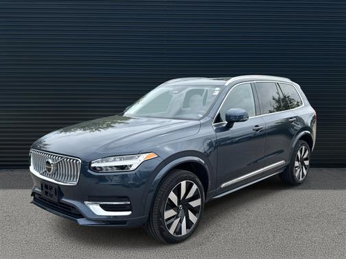 2024 Volvo XC90 Recharge Plug-In Hybrid T8 Plus Bright 7-Seater