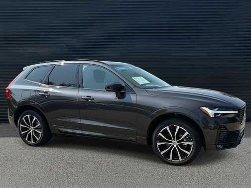 2025 Volvo XC60 Plus