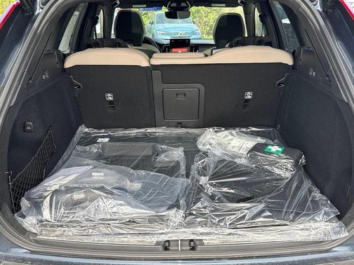 Denim Blue Metallic 2026 Volvo XC60 Plug-In Hybrid Plus, T8 AWD Electric/Gasoline, Dark