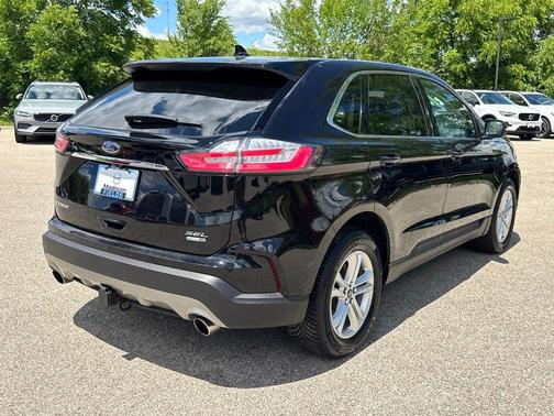 Agate Black Metallic 2019 Ford Edge SEL