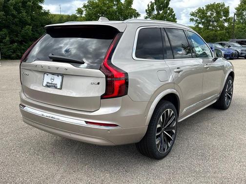 Bright Dusk Metallic 2026 Volvo XC90 Plus, B6 AWD Gas (mild hybrid), Gasoline, Bright, 7 Seats