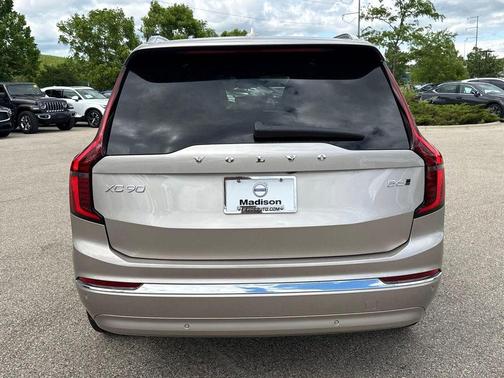 Bright Dusk Metallic 2026 Volvo XC90 Plus, B6 AWD Gas (mild hybrid), Gasoline, Bright, 7 Seats